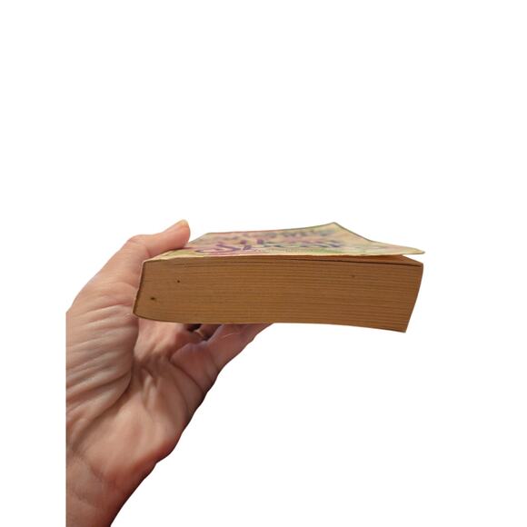 LaVyrle Spencer A HEART SPEAKS Emotional Wounded Hero Romance Jove 0515090395 - Picture 3 of 7